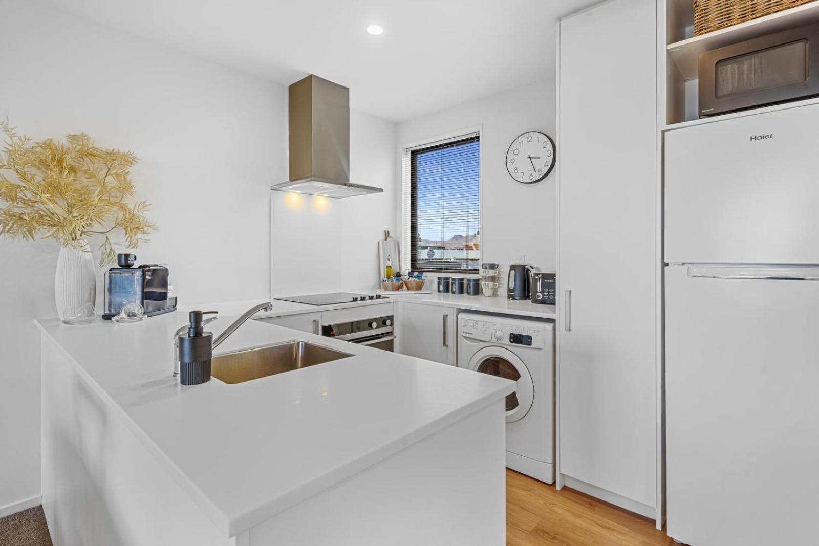 The Salisbury - 2 Bedroom Home كريستتشيرش المظهر الخارجي الصورة